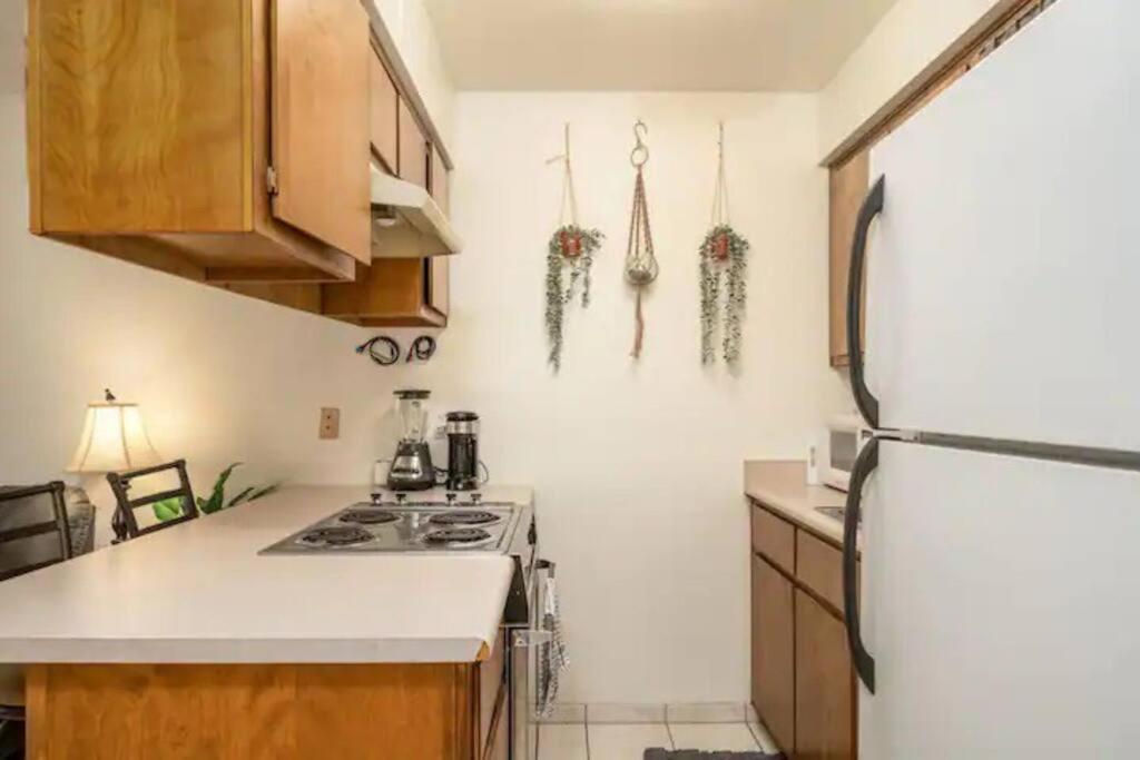 Pool King Lake Suite-Walk To Dt & Lake! Lake Havasu City Ngoại thất bức ảnh